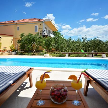 Villa Oliva Kaštela エクステリア 写真